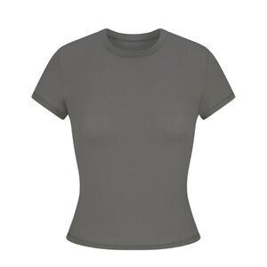 NWT Skims Fits Everybody Short Sleeve T-Shirt in Gunmetal Size XS